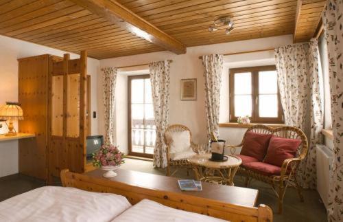 Binderhaeusl Garni Отель 3*